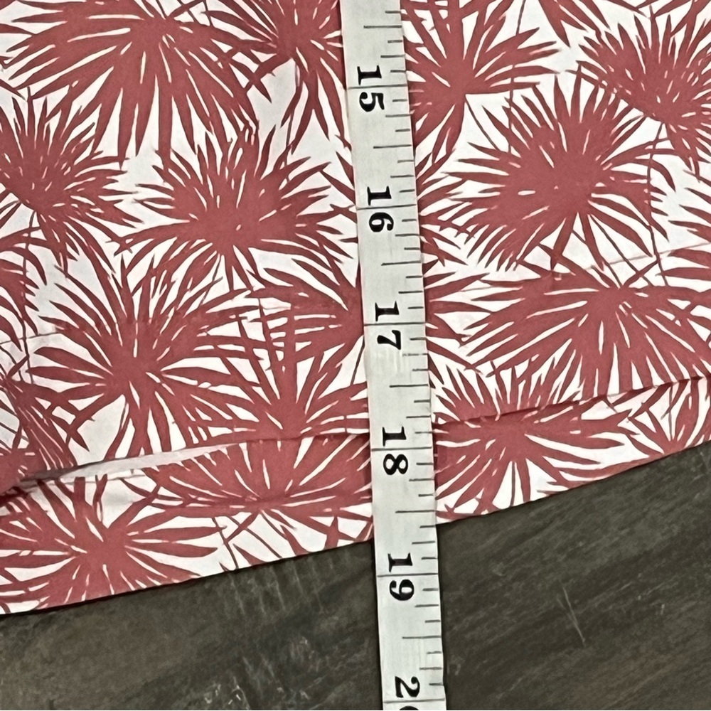 Michael Kors Palm Tree Swim Trunks in Dusty Rose - Size Large - Picture 13 of 16